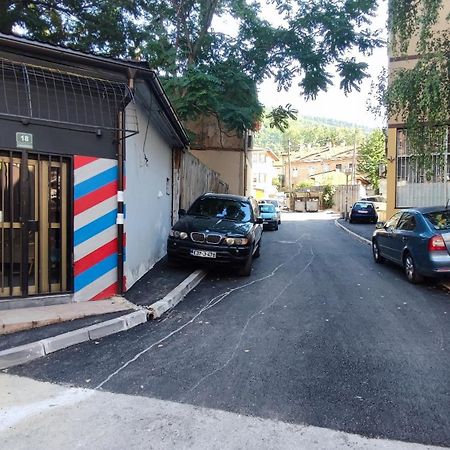 Cozy, Nice & Quiet Apartment Lucky Sarajevo - Free Public Parking Bagian luar foto