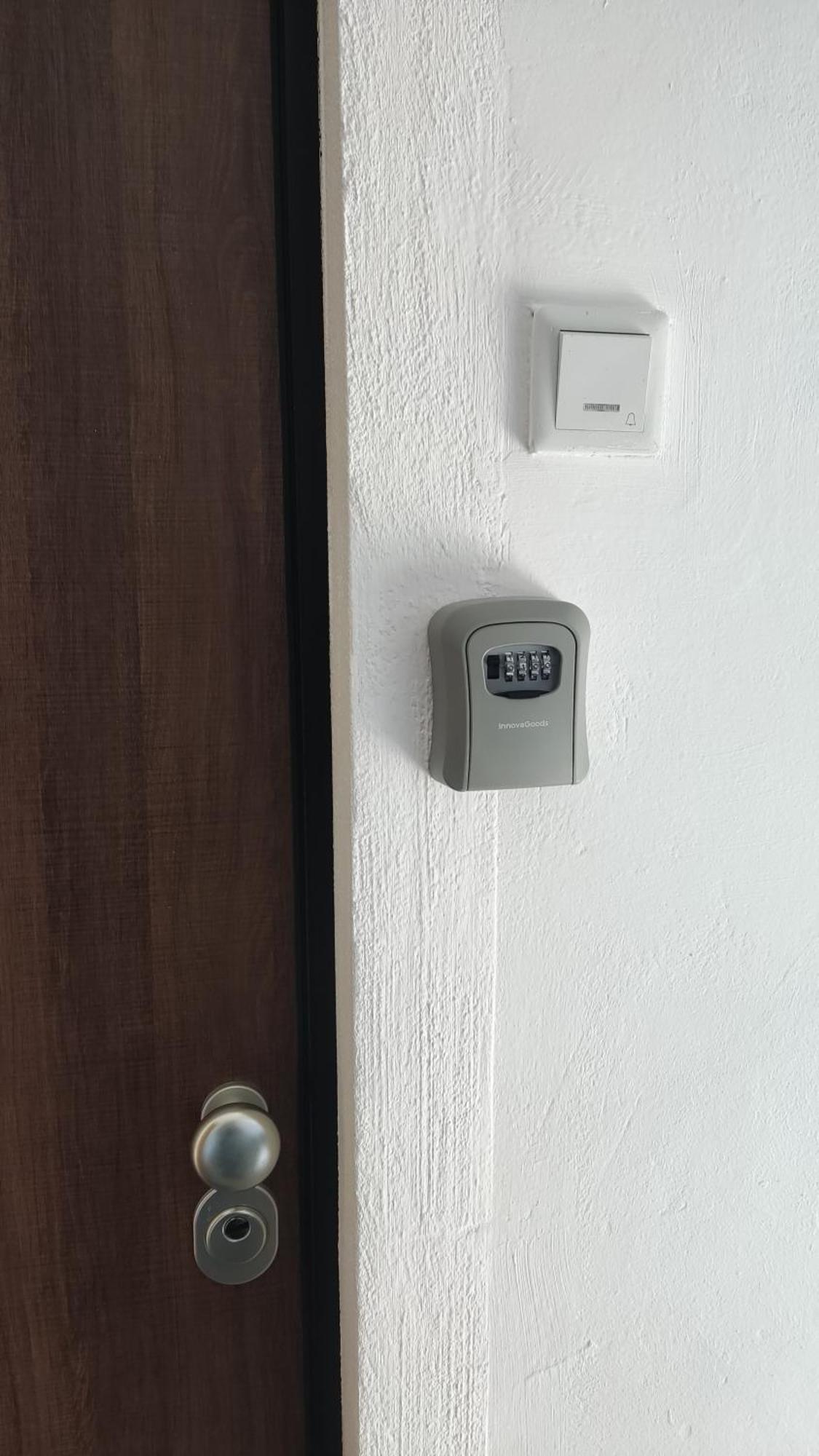 Cozy, Nice & Quiet Apartment Lucky Sarajevo - Free Public Parking Bagian luar foto